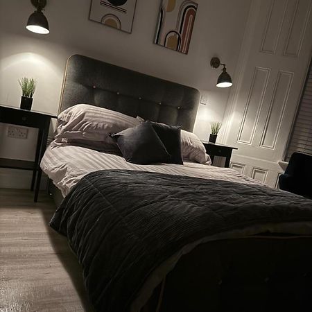 Seaside Studio Apartment Уэстон-сьюпер-Мэр Экстерьер фото