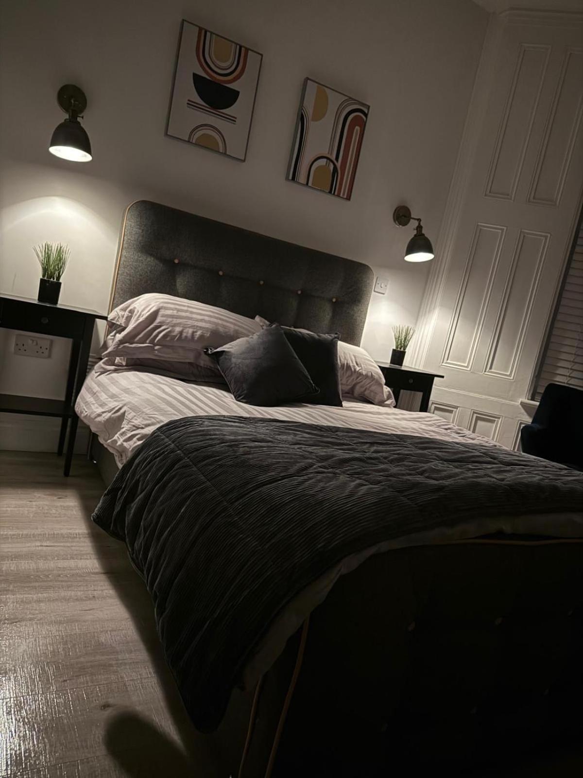 Seaside Studio Apartment Уэстон-сьюпер-Мэр Экстерьер фото